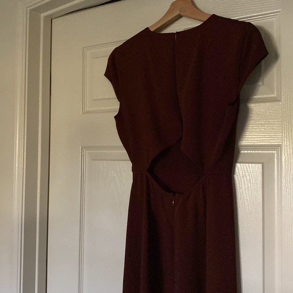 Babaton Hamptons Midi Dress in Deep Burgundy - Picture 5 of 6